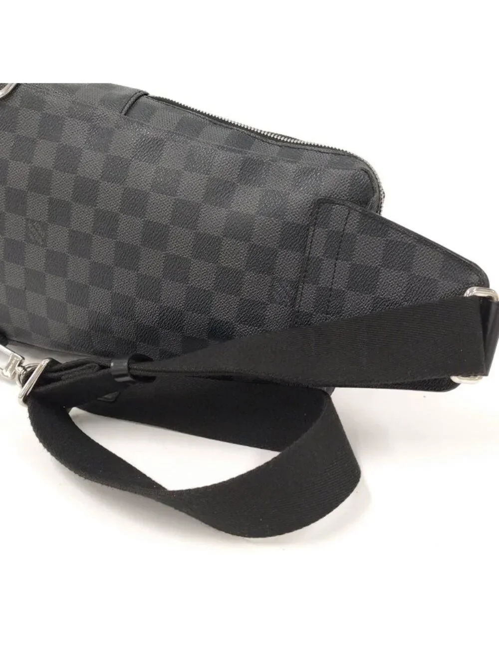 Louis Vuitton Avenue Sling Bag Damier Graphite